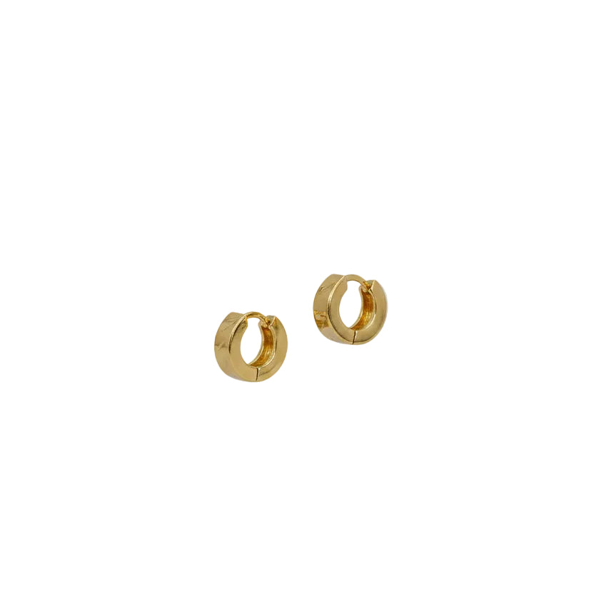 Pendientes de acero en de tipo argolla gruesa con un diseño a rallas en acabado oro - Moments by You
