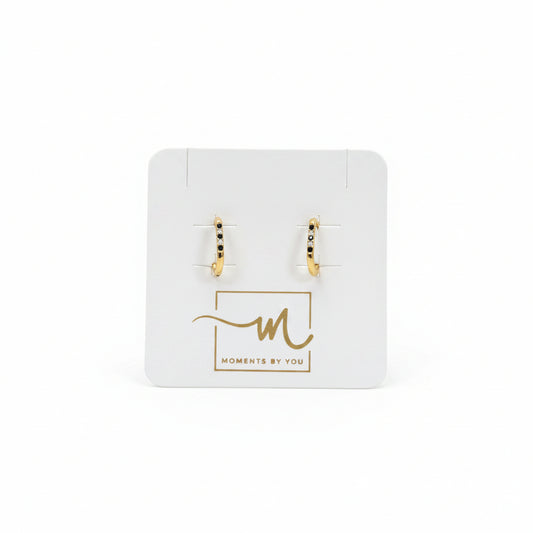 Pendientes cortos de eslabones con circonitas y acabado oro - Moments by You