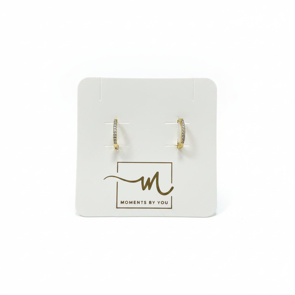 Pendientes cortos en forma de argolla con circonitas - Moments by You