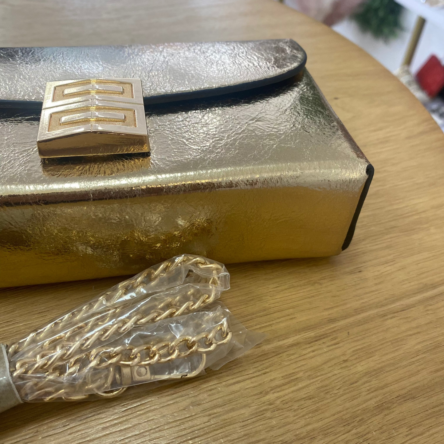 Sac à main de fête en plumes rose clair