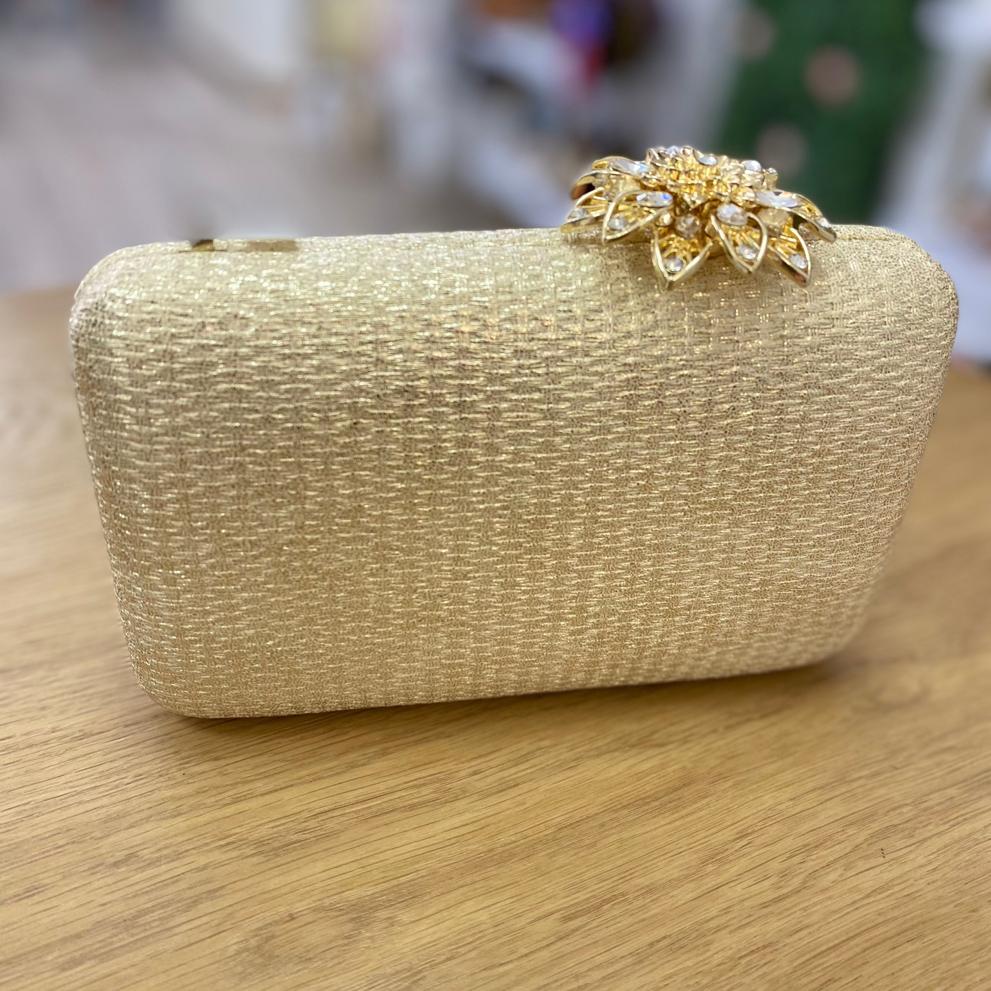 Sac à main de fête en plumes rose clair