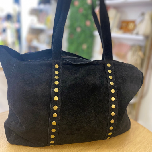 Bolso tipo shopper de serraje con detalle de tachuelas color negro - mbyou