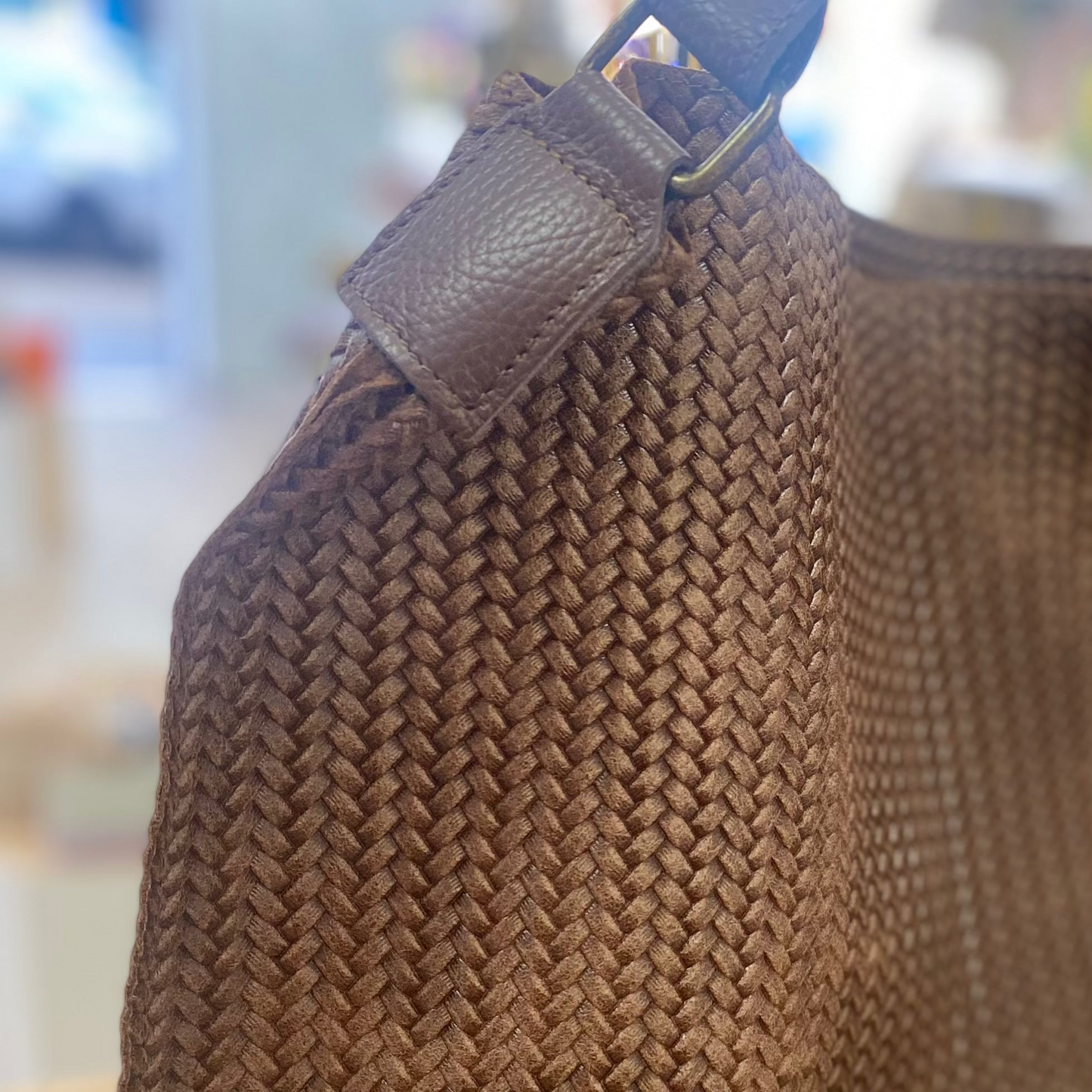 Bolso de piel 100% piel de vacuno tipo shopper efecto trenzado color chocolate - mbyou