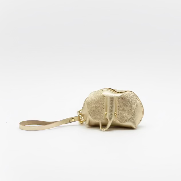 Monedero piel 100% vacuno con correa y cara de elefante en dorado - Moments by You