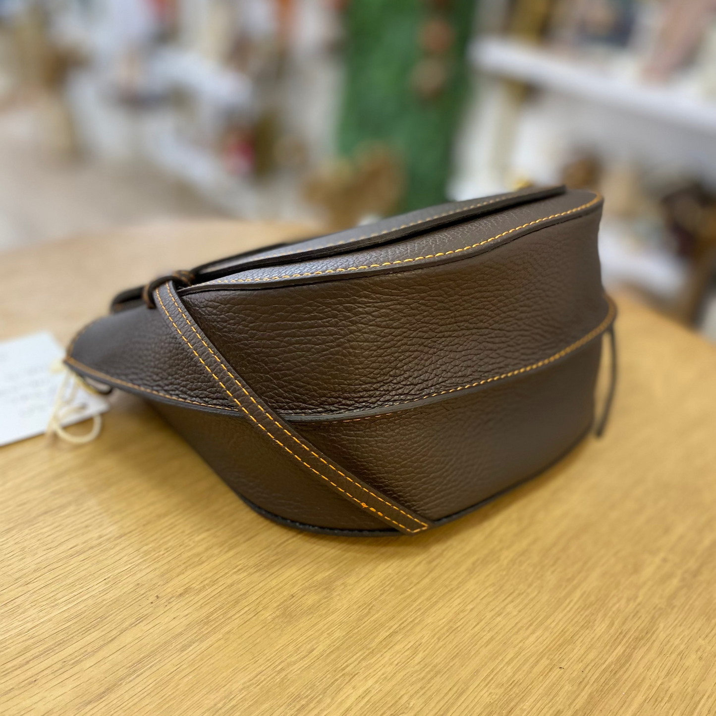 Bolso bandolera piel 100% auténtica marrón chocolate con pespuntes