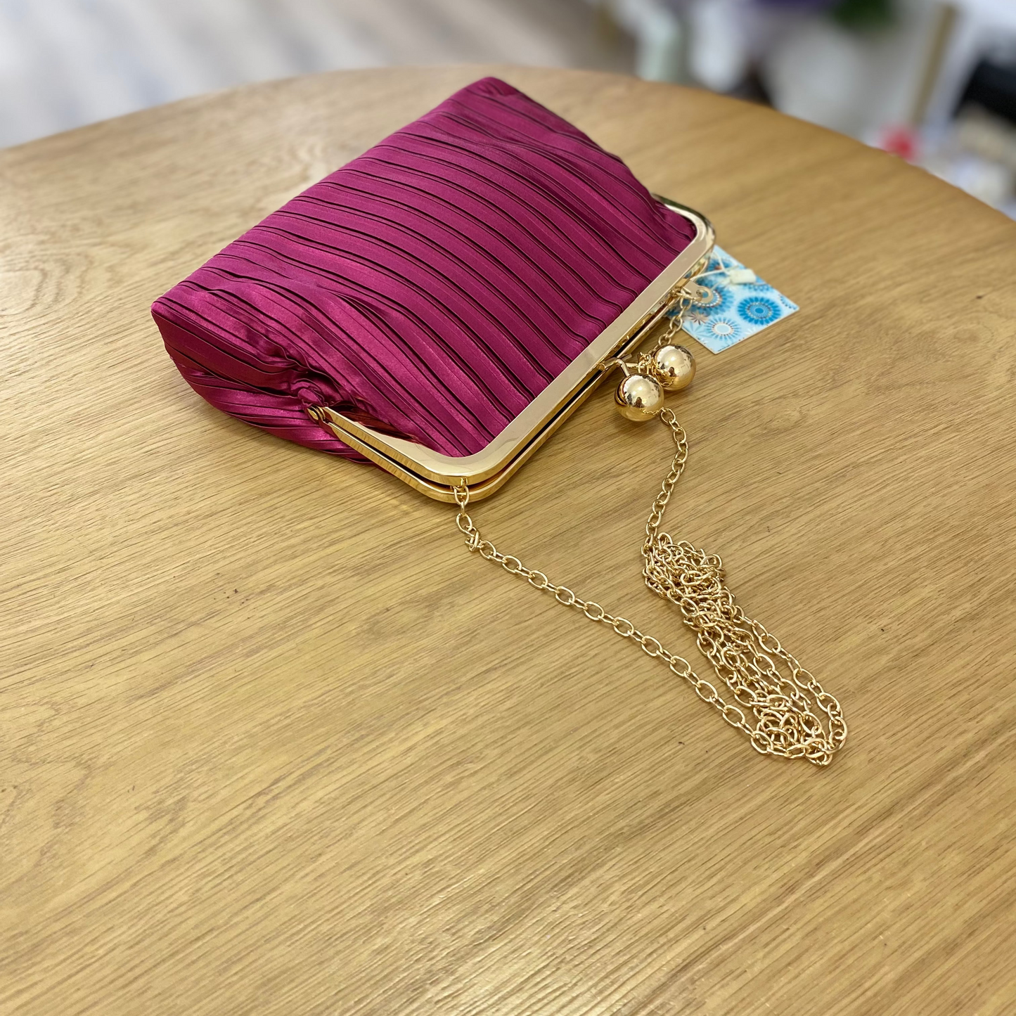 Light pink feather party handbag