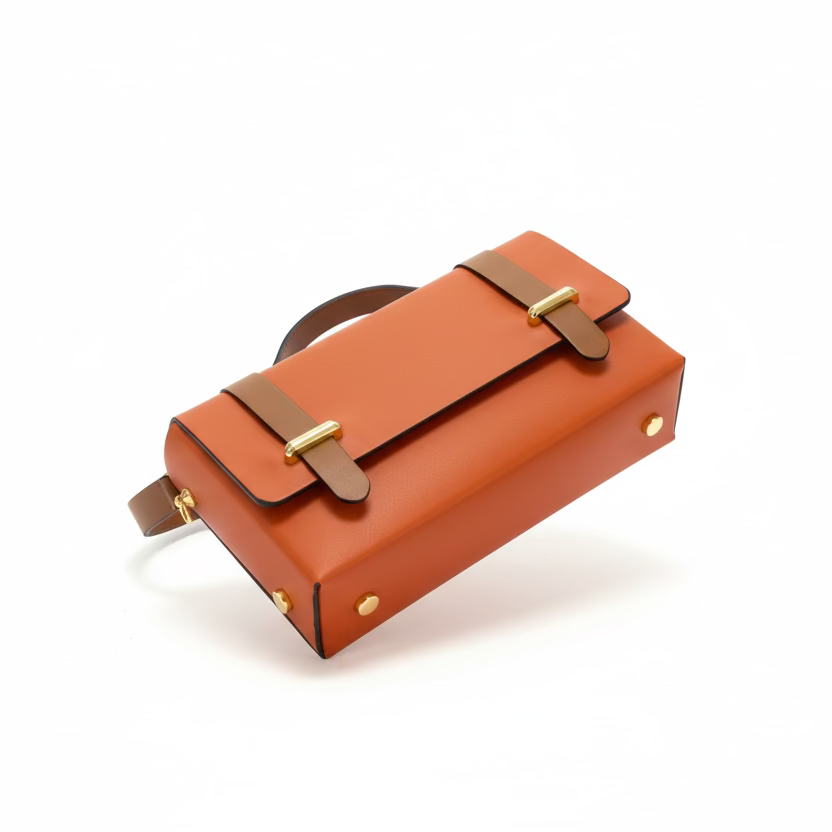 Bolso de mano pequeño y piel 100% vacuno estilo maletín con solapa - Moments by You