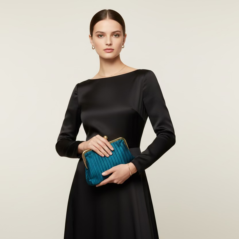 Bolso de fiesta clutch azul verdoso con textura plisada - Moments by You