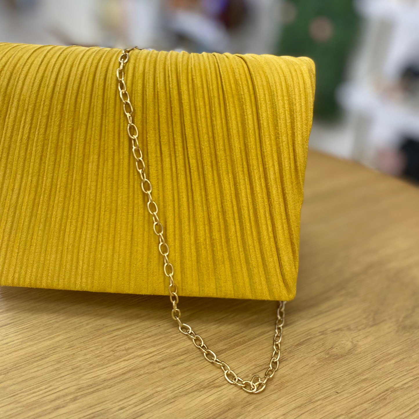 Sac à main de fête en plumes rose clair