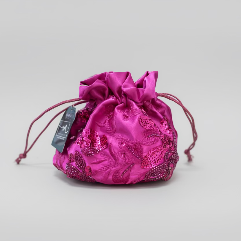 Bolso de fiesta limosnera fucsia floral con lentejuelas - Moments by You