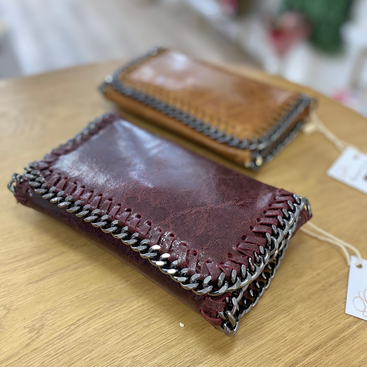 Sac bandoulière avec surpiqûres noires