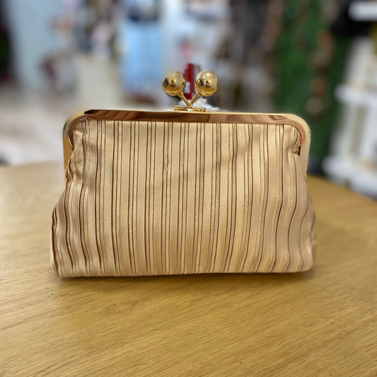 Light pink feather party handbag