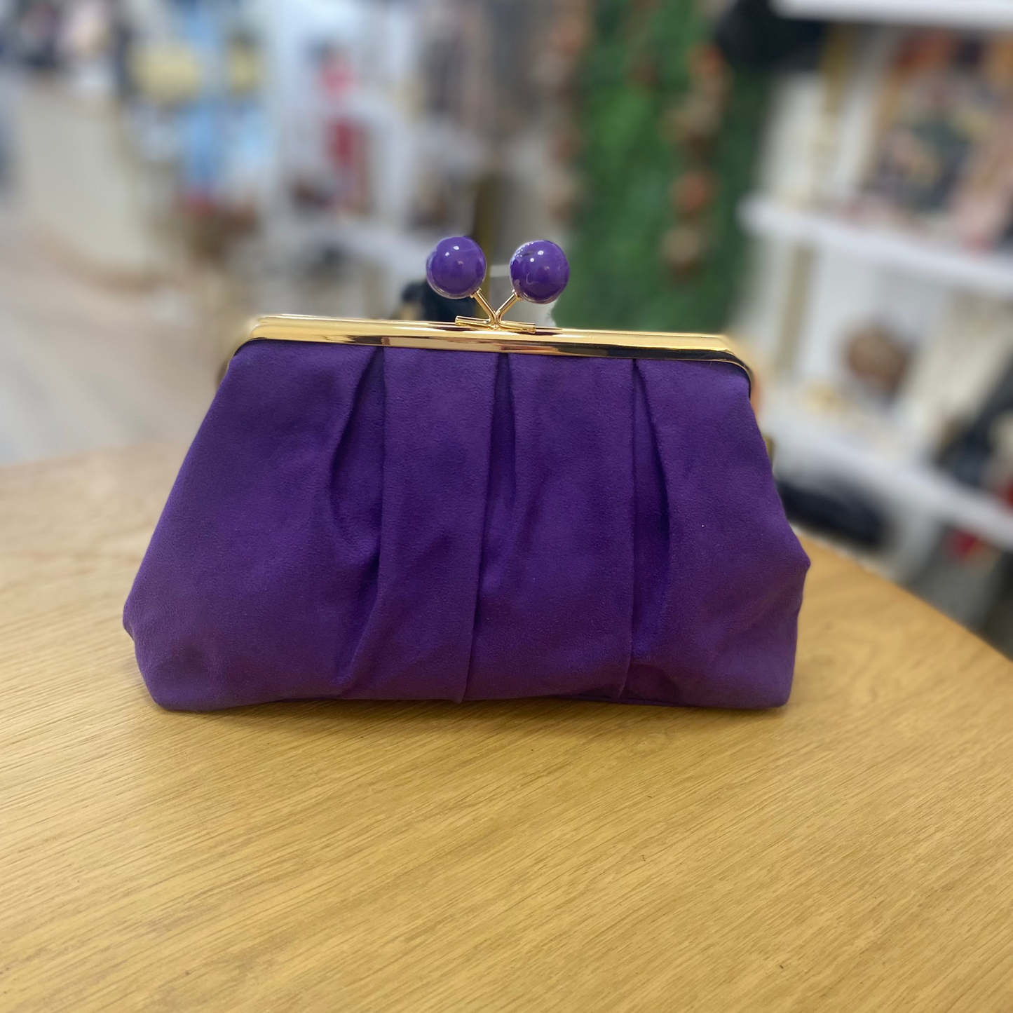 Light pink feather party handbag