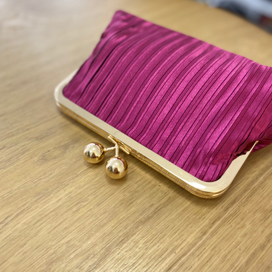 Light pink feather party handbag