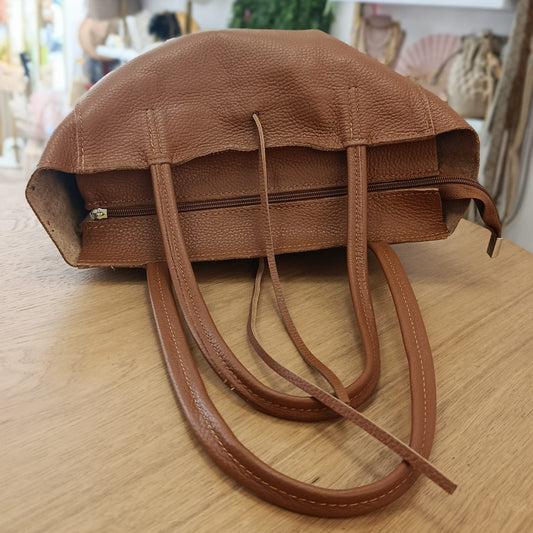 Bolso tipo shopper de piel 100% vacuno con asas color camel - mbyou