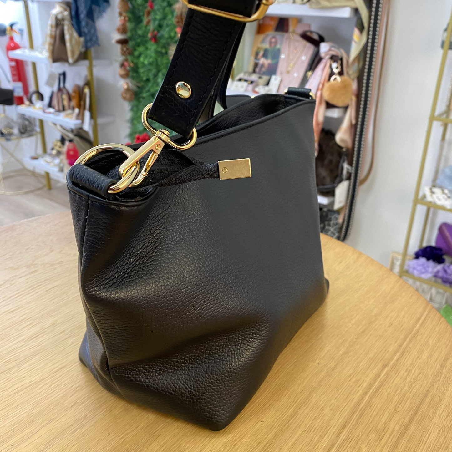 Bolso bandolera piel 100% auténtica liso color negro