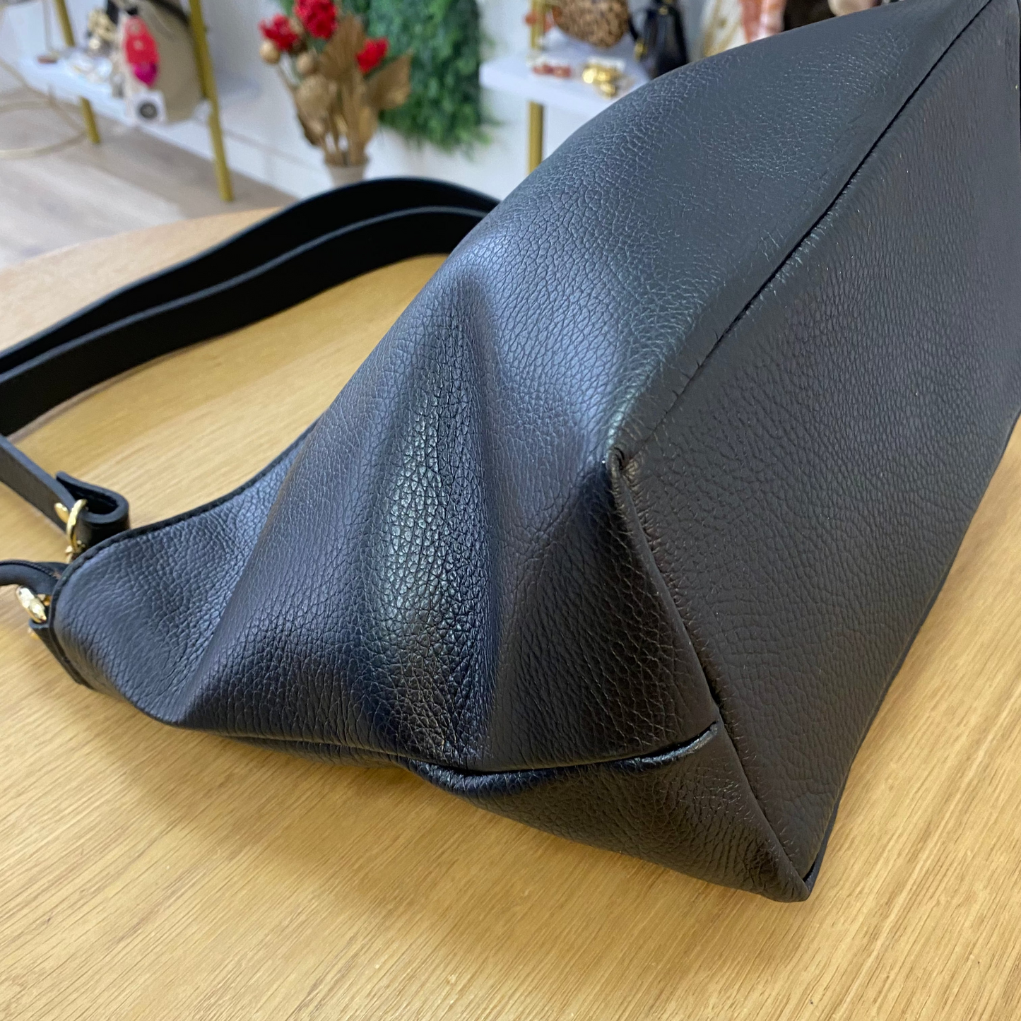 Bolso bandolera piel 100% auténtica liso color negro