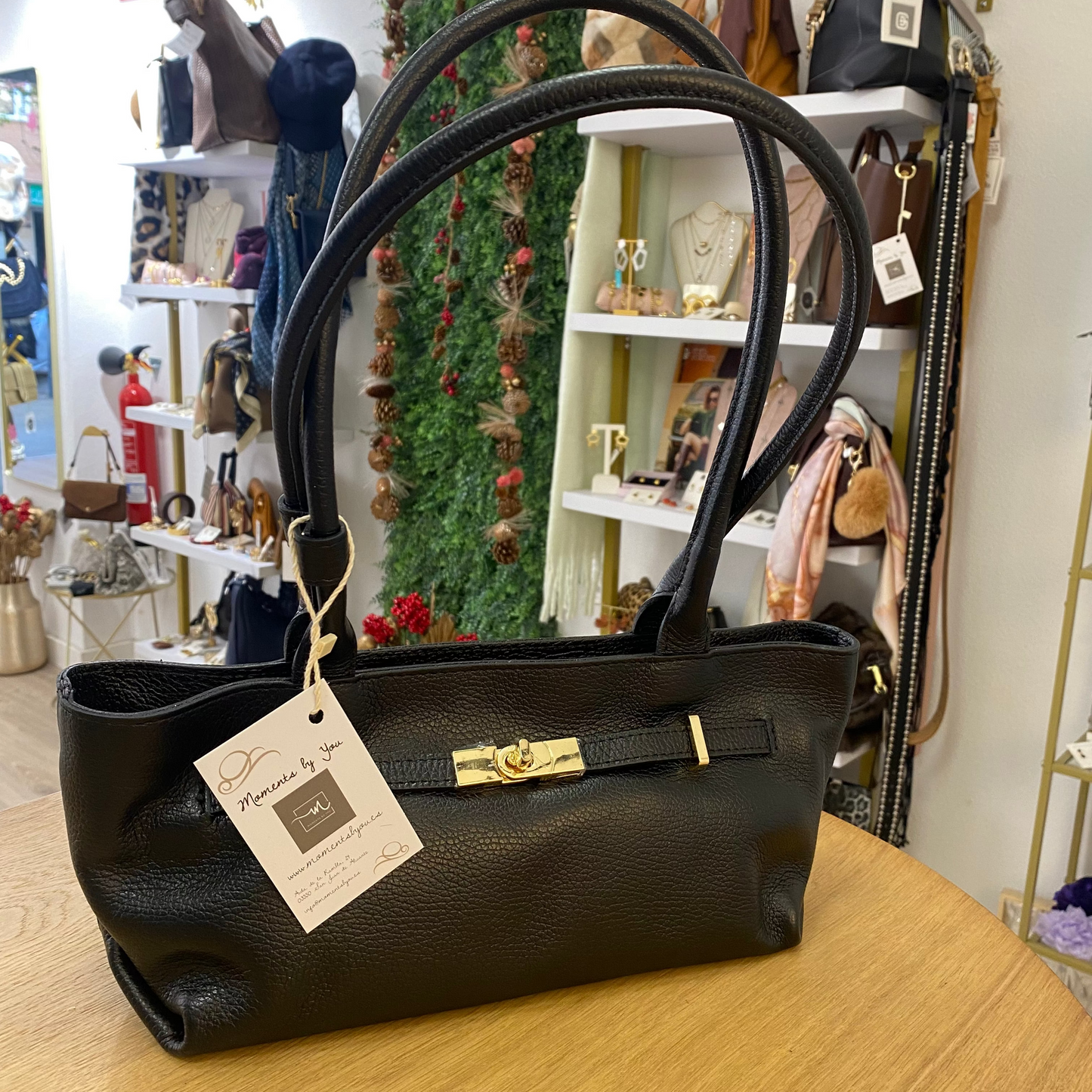 Bolso de hombro piel 100% auténtica con asas largas color negro