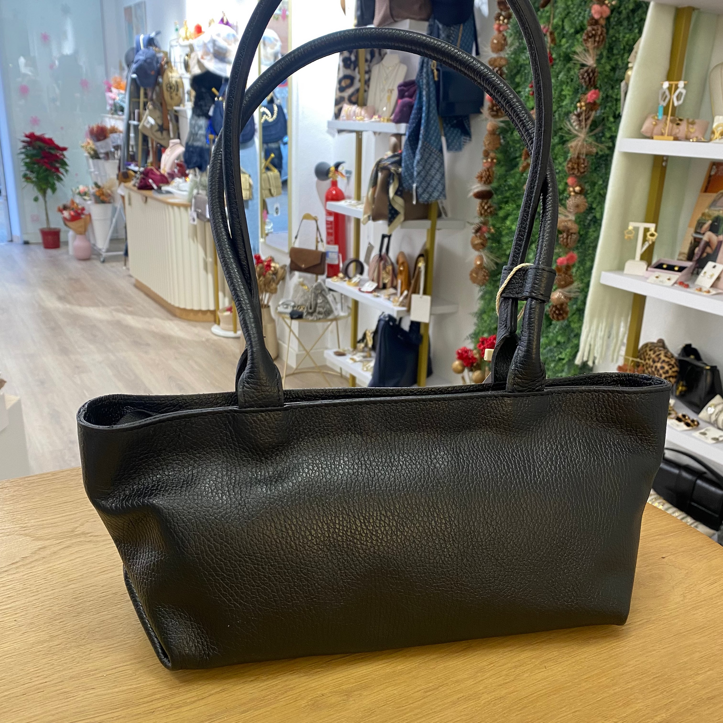 Bolso de hombro piel 100% auténtica con asas largas color negro