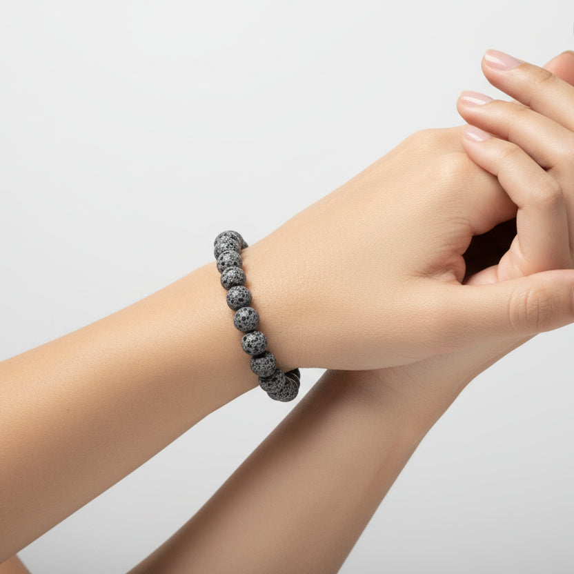 Pulsera elástica de cuentas de piedras con diseño volcánico en tonos azules - Moments by You