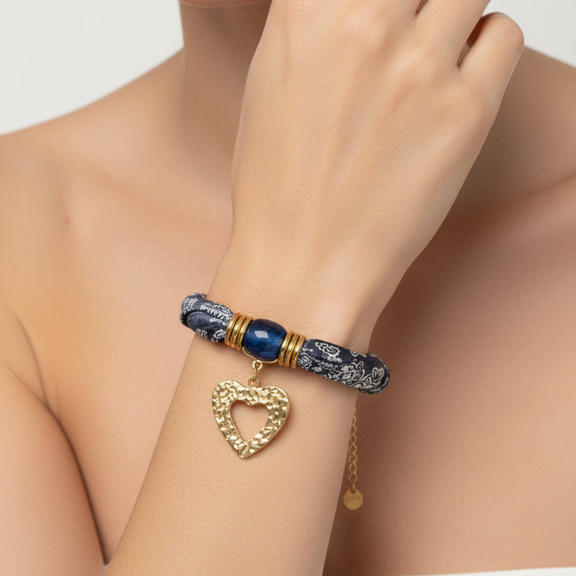 Pulsera de acero y tela con estampado mándala y dije en diferentes formas - Moments by You