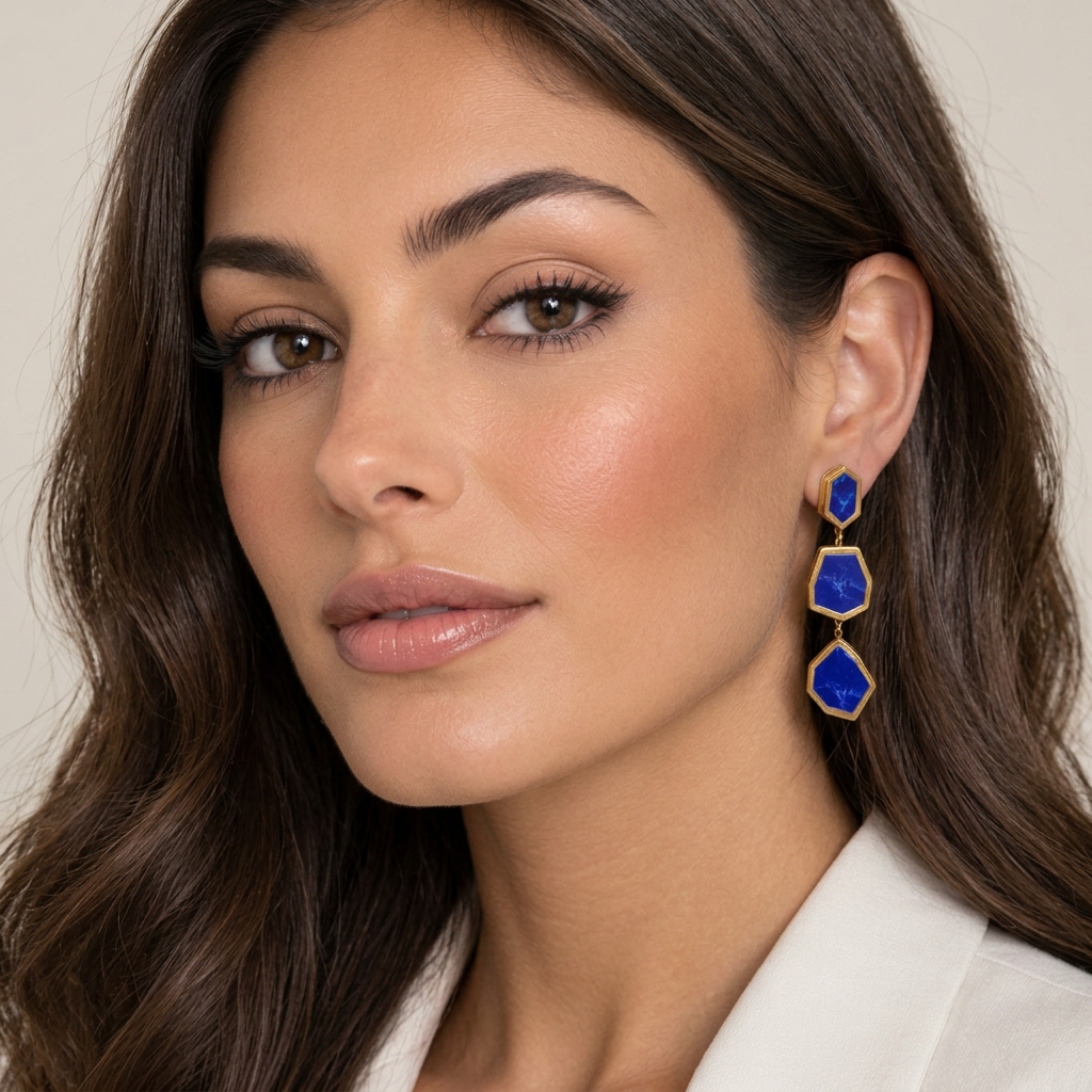 Pendientes largos de acero con formas geométricas en azul y efecto marmolado - Moments by You