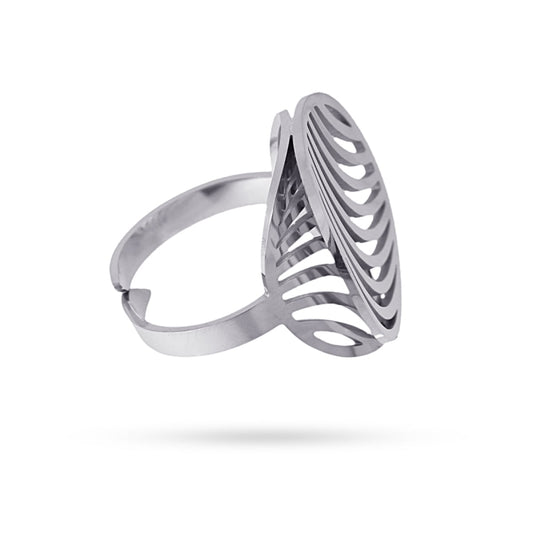 Anillo de acero circular doble con pliegues y diseño de tiras acabado plata