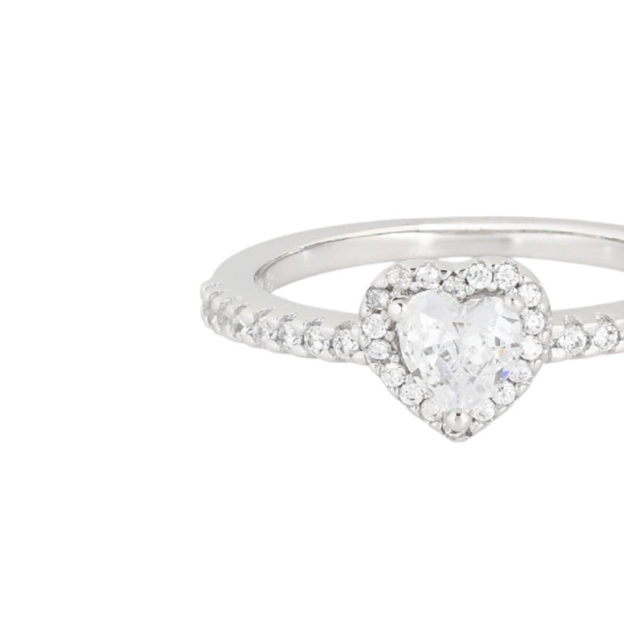 Anillo con corazón de circonitas brillantes - mbyou