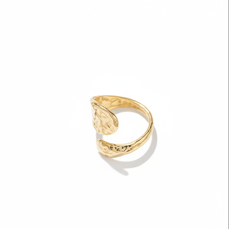 Anillo de acero separado en la parte delante y con textura rugosa - Moments by You