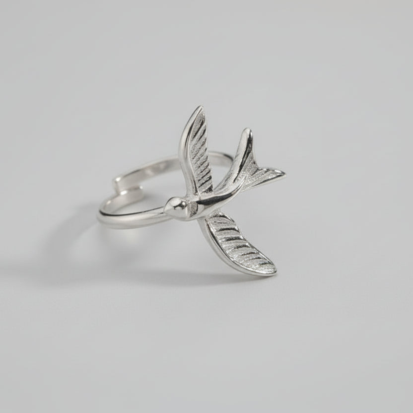 Anillo de acero fino con diseño de un ave en acabado plata - Moments by You