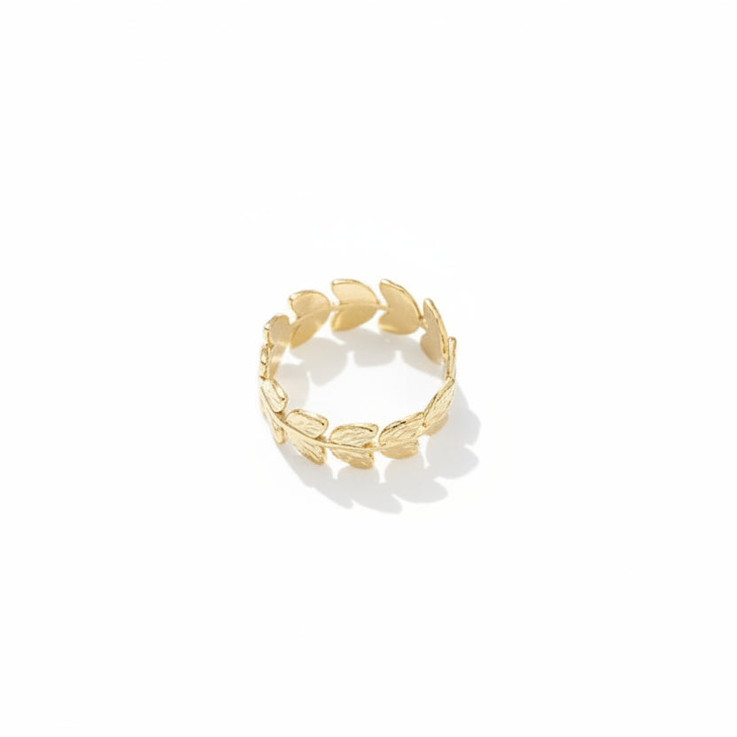 Anillo fino de acero con hojas y textura rugosa en acabado brillante - Moments by You