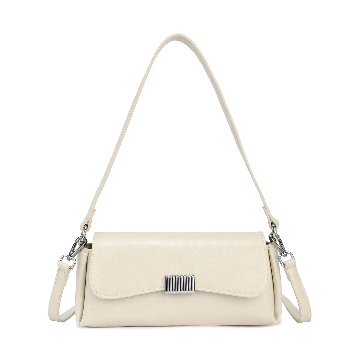 Bolso de hombro y bandolera de color perla con solapa y alargado con herrajes plata- mbyou