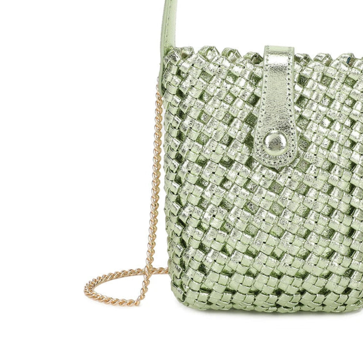 Bolso de mano y bandolera trenzado metalizado verde claro mbyou
