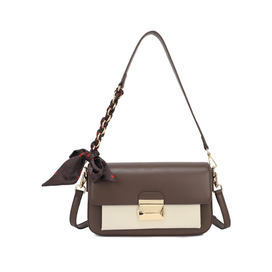 Bolso rectangular rígido con solapa bicolor y pañuelo incorporado en la cadena color marrón chocolate y beige - mbyou