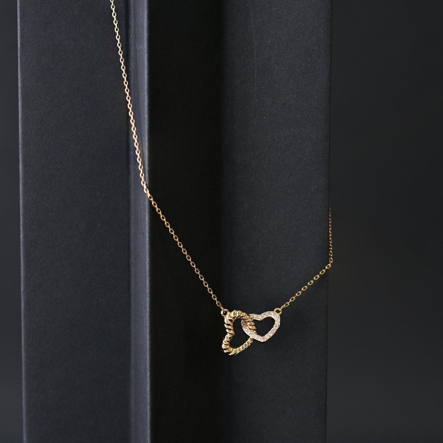 Chestnut square earrings