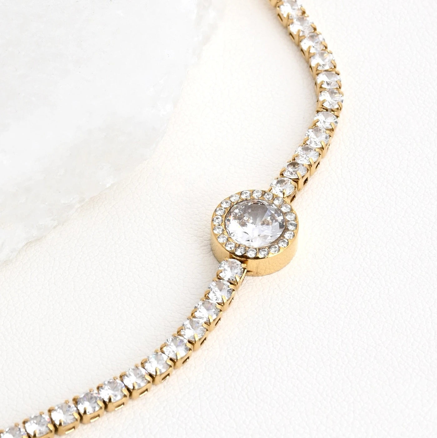 Double interlocking silver steel hoops