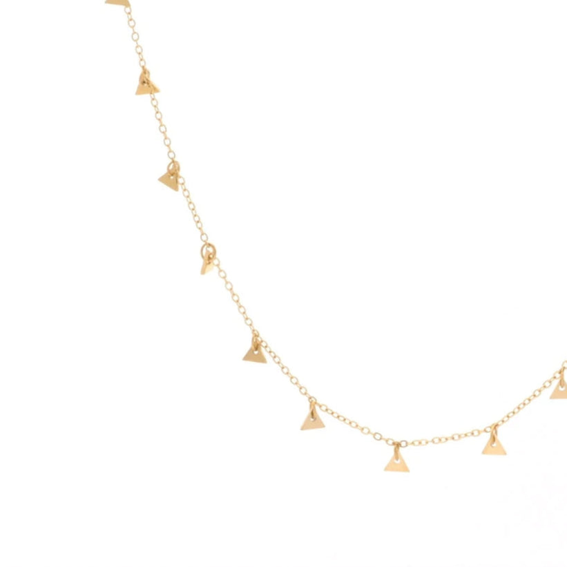 Collar de acero inoxidable con dijes colgantes en forma de triángulo acabado oro - mbyou