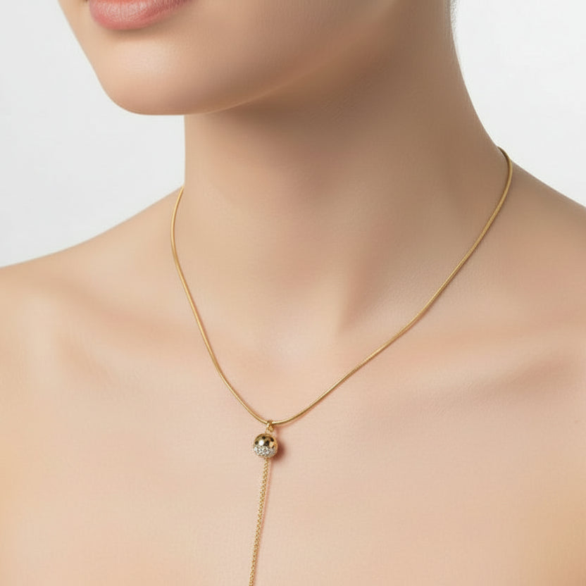 Collar de acero ajustable con dije esférico con circonitas acabado oro - Moments by You