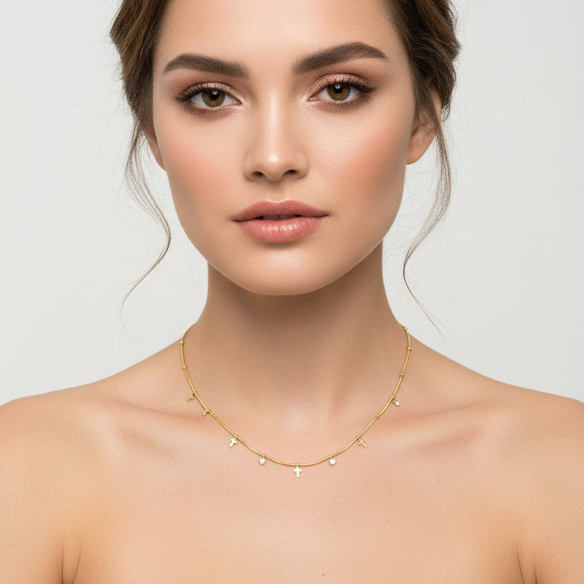 Collar de acero con dijes de cruces y circonitas en acabado oro - Moments by You