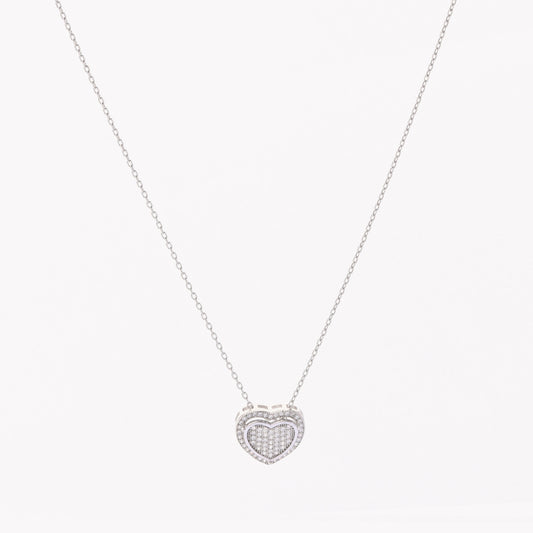 Collar con corazón de circonitas acabado plata