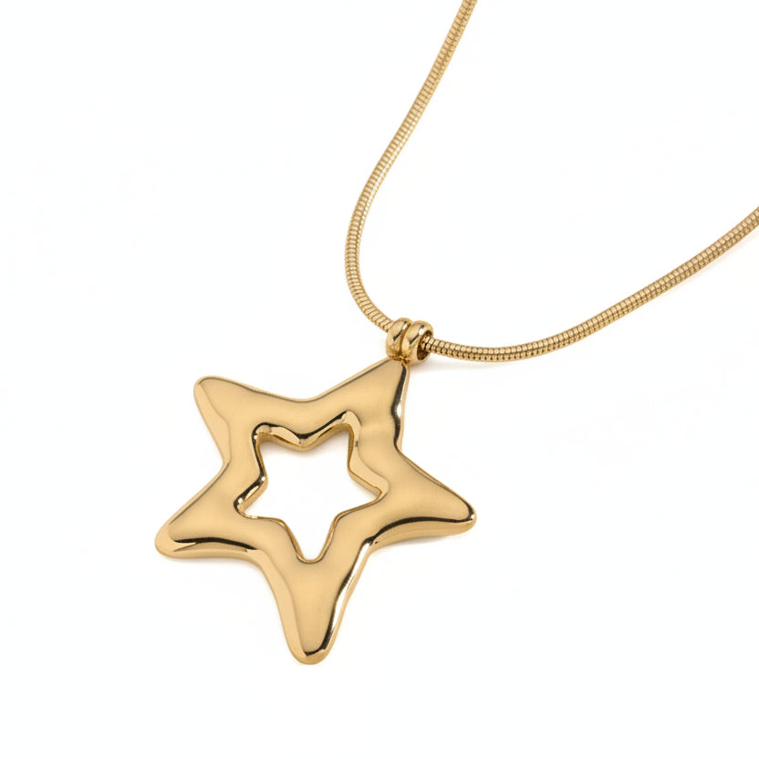 Collar largo de acero con forma de estrella acabado oro - Moments by You