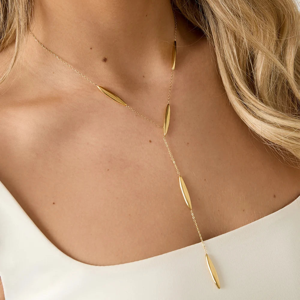 Collar largo de acero con formas ovales alargadas en acabado oro - Moments by You