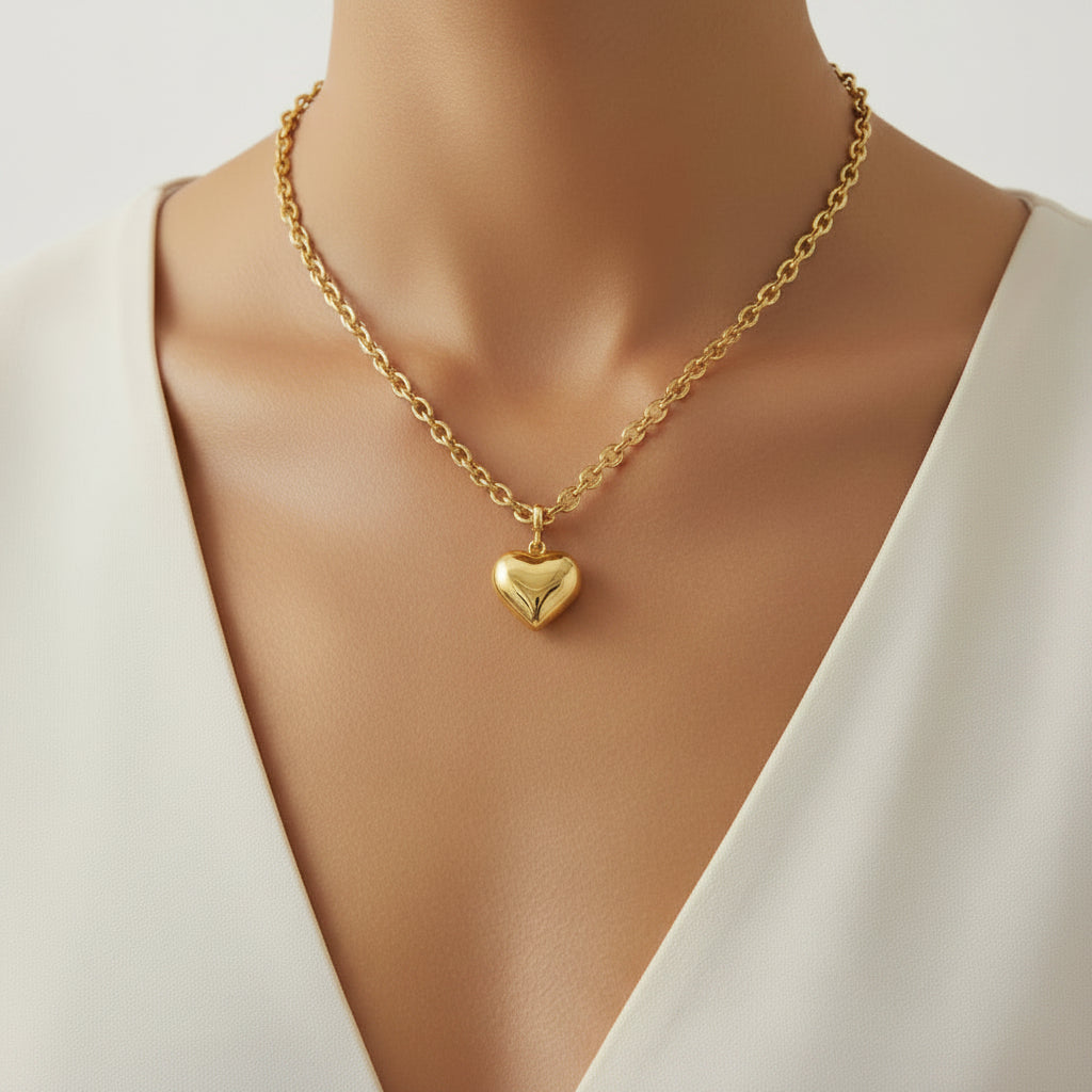 Dije de collar de acero inoxidable en forma de corazón en acabado oro brillante - Moments by You