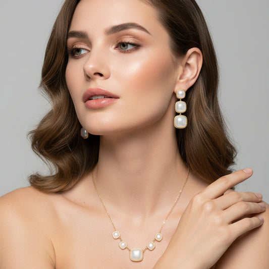 Look de joyería nácar y dorado para eventos (pulsera + collar + pendientes) - Moments by You