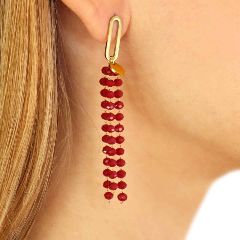 Pendientes de acero quirúrgico largos con cristales colgantes en color rojo acabado oro - Moments by You