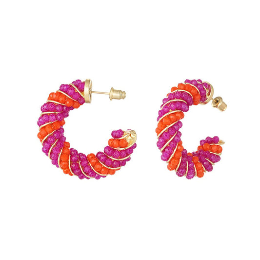 Pendientes de cobre en forma de aro con brillitos fucsia y naranja acabado oro - mbyou
