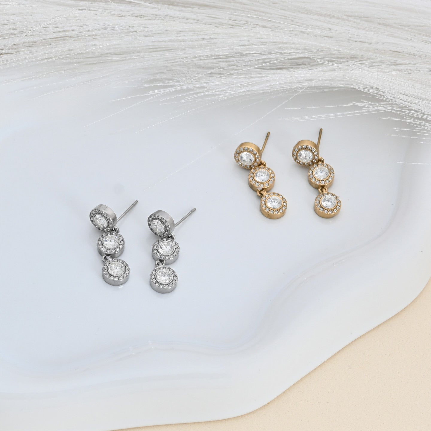 Pendientes acero colgantes redondos con circonita y acabado plata