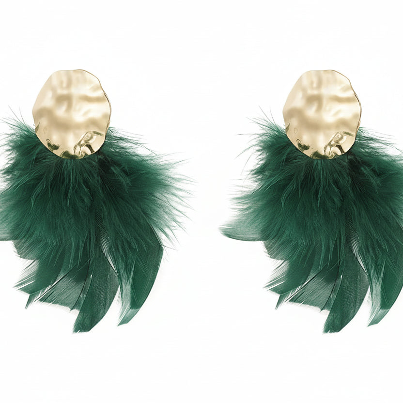 Pendientes largos metalizados con círculo y plumas acabado oro - Moments by You