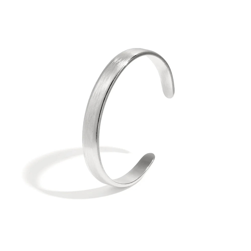 Pulsera fina rígida abierta en acabado mate y efecto rallado - Moments by You