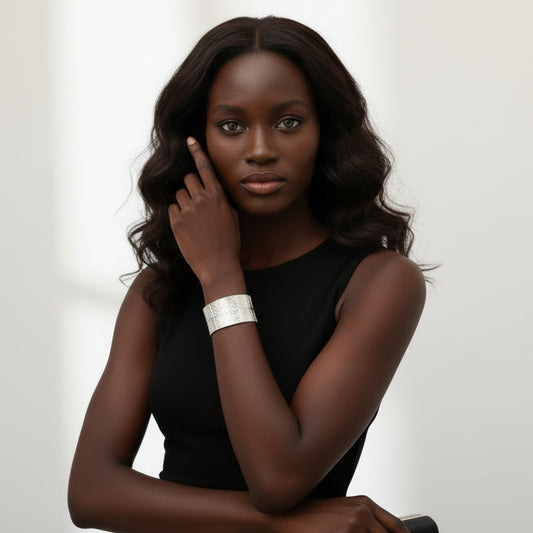 Pulsera rígida de acero efecto hoja y texturas ovaladas - Moments by You